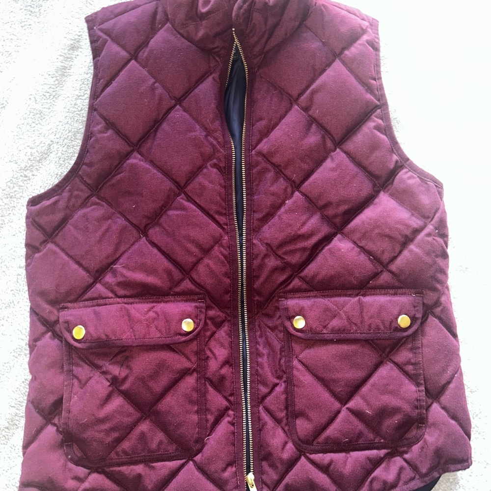 J. Crew Down filled Quilted Vest in Burgundy - Picture 1 of 4